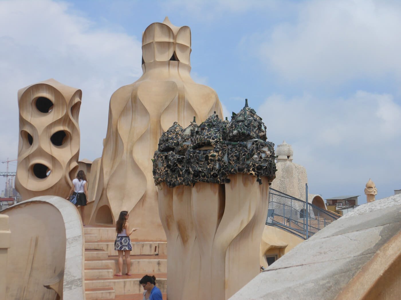 Les cheminées de la Casa Milà sur le toit.