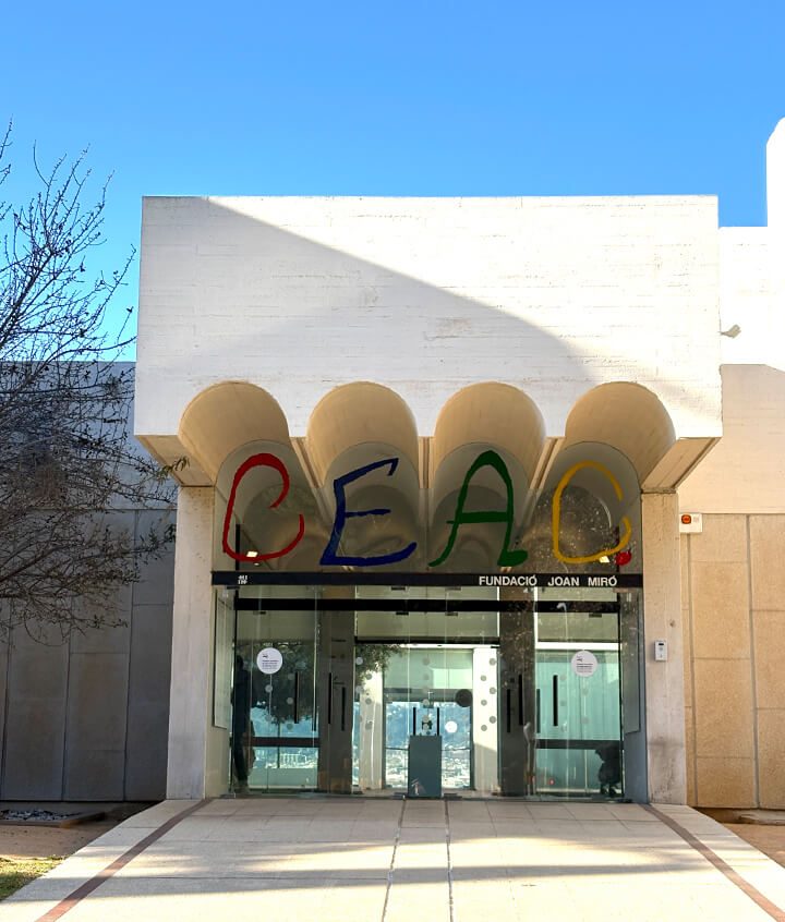 Entrée principale de la Fondation Miró Barcelone.