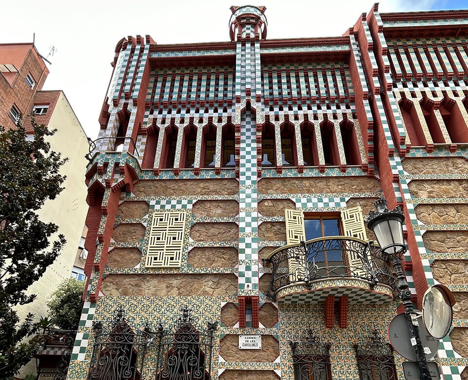 La Casa Vicens depuis la rue.