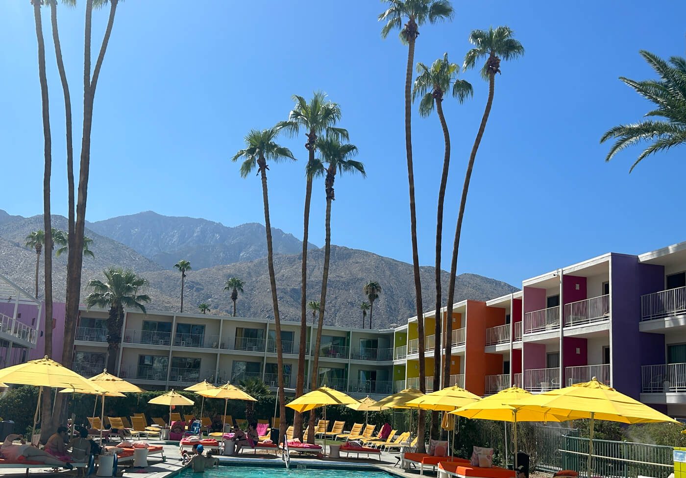 Que faire à Palm Springs ? Dormir deux nuits à l'emblématique hotel Saguaro