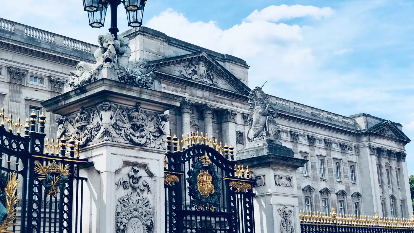 grilles buckingham palace