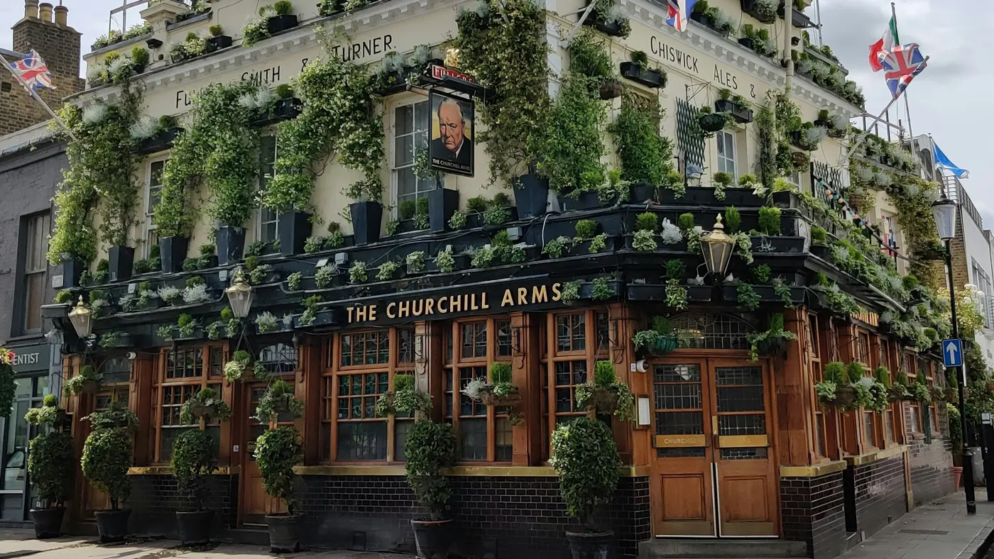 pub churchill arms londres